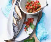 Makrele vom Grill mit Tomaten