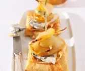 Pfannkuchen mit Käse
