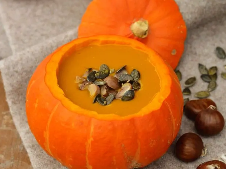 Kürbissuppe mit Maronen