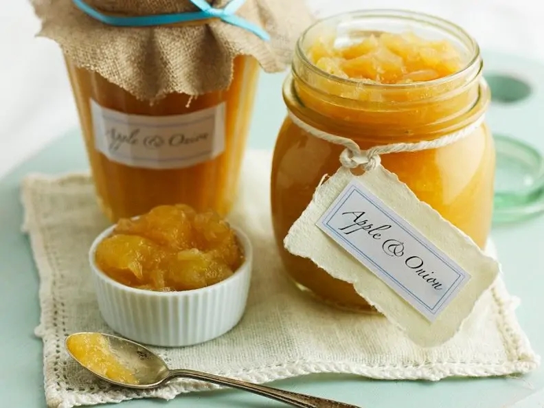 Zwiebel-Apfel-Marmelade