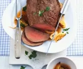Rinderbraten mit Zwiebeln