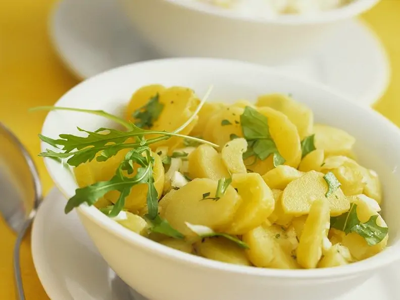 Kartoffelsalat mit Rucola