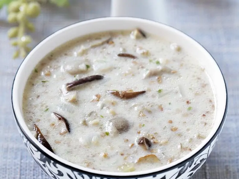 Graupen-Pilzsuppe
