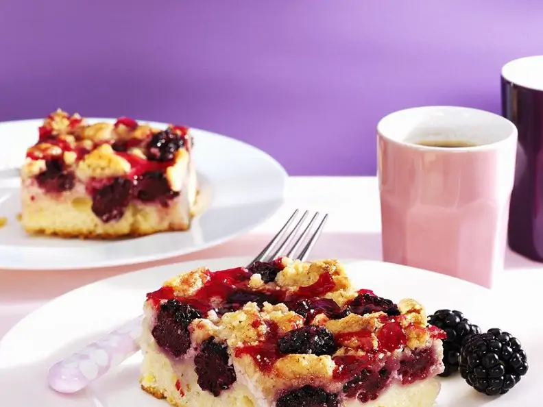 Brombeerkuchen mit Schmand