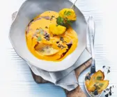 Kürbissuppe mit Hokkaido und Patisson