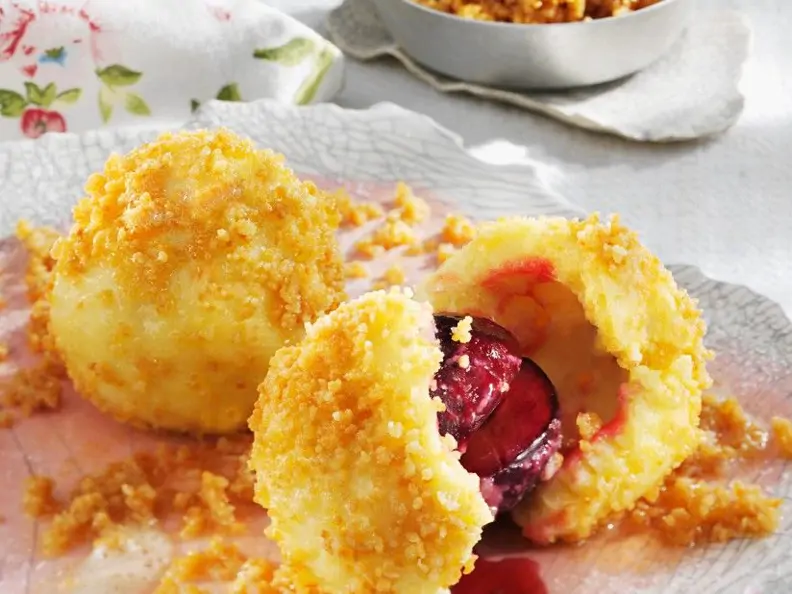 Zwetschgenknödel