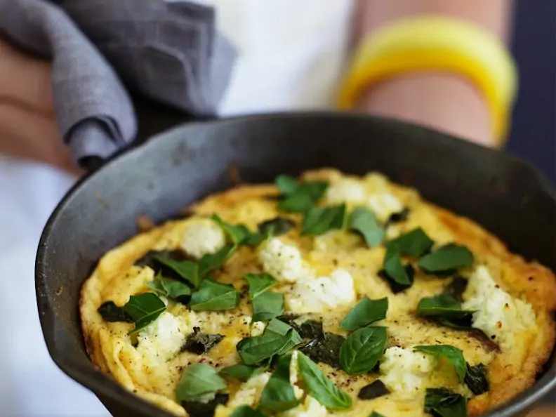 Käse-Omelette mit Kräutern