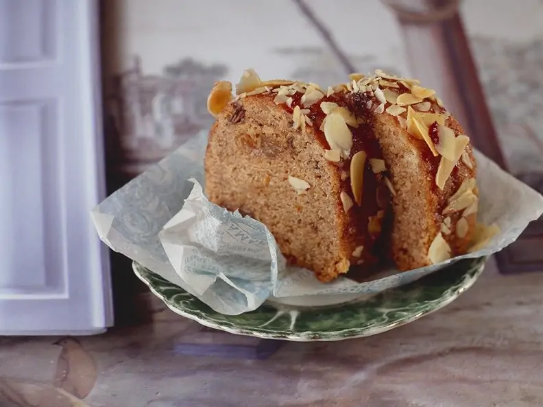 Apfel-Nusskuchen