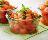 Melonensalat mit Pistazien