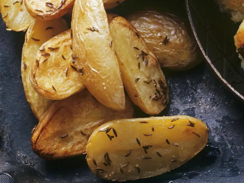 Gebackene Kartoffeln mit Kümmel