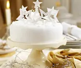 Weihnachtliche Torte mit Sternen