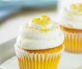 Buttercreme-Zitronen-Cupcake