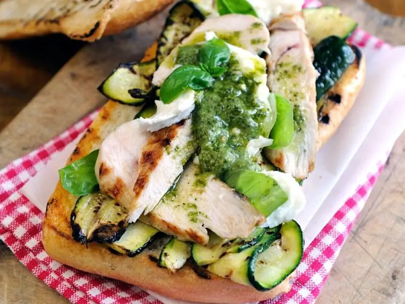 Sandwich mit Hähnchen
