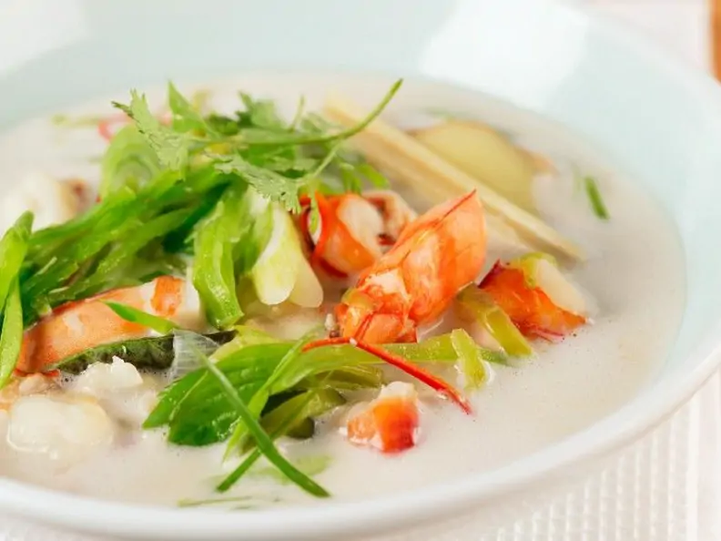 Kokos-Garnelensuppe