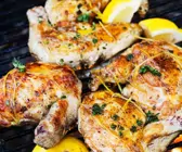 Hähnchenkeulen mit Honig-Marinade