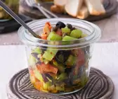 Mediterranes Gemüse aus der Pfanne
