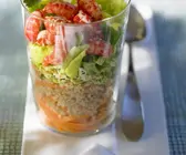 Krebsfleisch-Salat