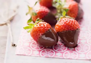 Erdbeeren mit Schokolade