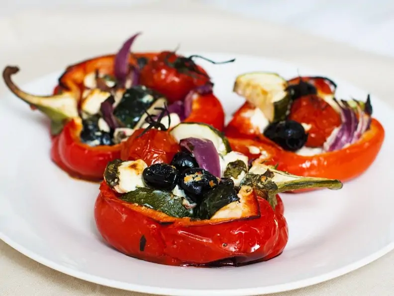 Gefüllte Paprika vegetarisch italienisch
