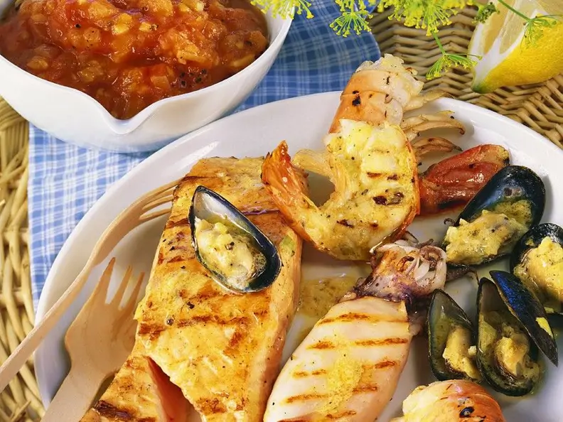 Fisch und Meeresfrüchte grillen