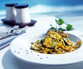 Mariniertes Zucchini-Paprikagemüse