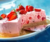 Kleine Erdbeer-Mascarpone-Torte