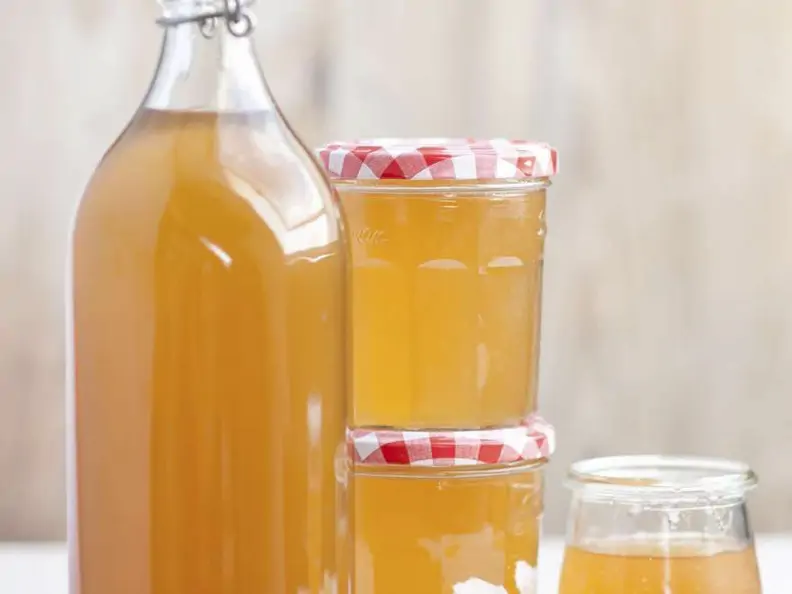 Holunderblütensirup