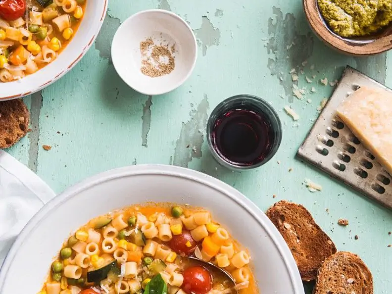 Sommer-Minestrone