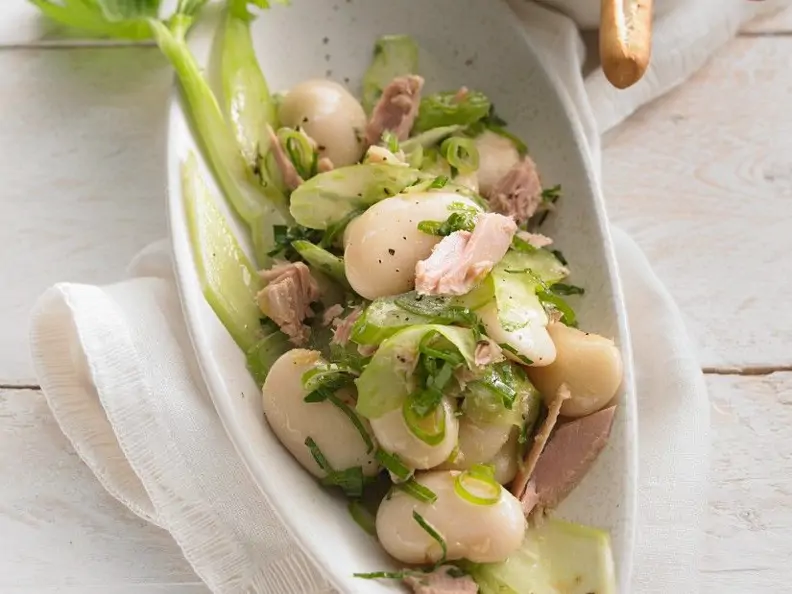 Weiße Bohnensalat mit Thunfisch