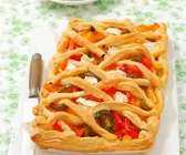 Paprika-Blätterteigkuchen