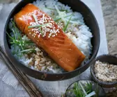Japanischer Lachs mit Reis