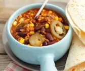 Chili con Carne mit Tortillas