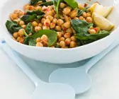 Lauwarmer Kichererbsensalat mit Spinat