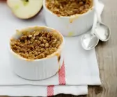 Apfel-Crumble mit Haferflocken