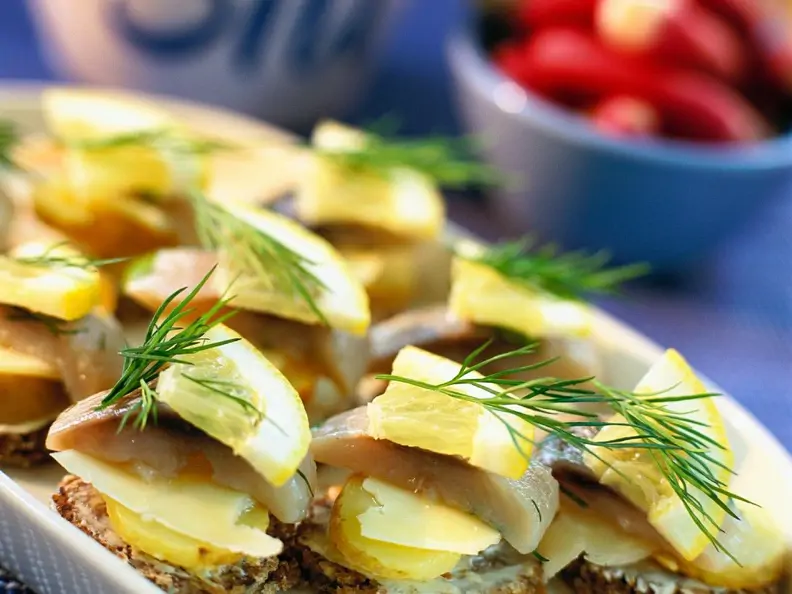 Vollkornbrot mit Hering