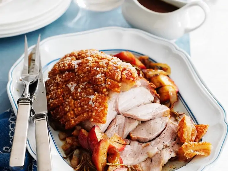 Schweinebraten mit Äpfeln