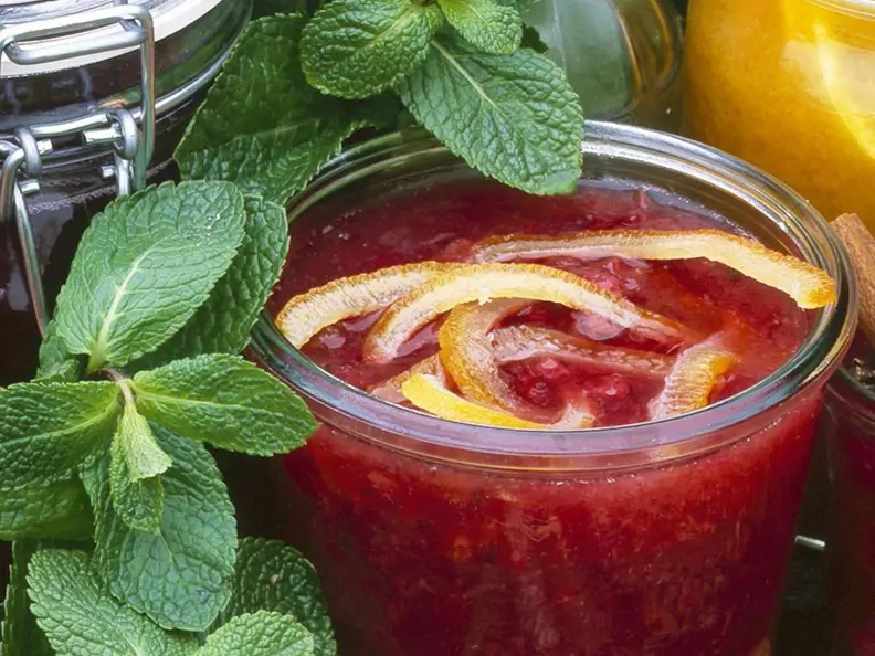 Johannisbeermarmelade mit Orange