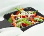 Zuckerschoten-Paprika-Raclette