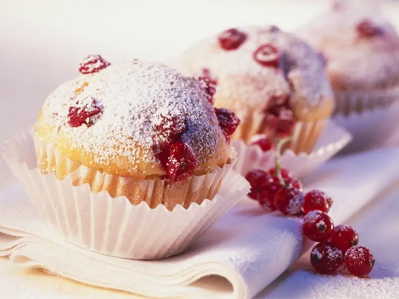 Muffins mit Johannisbeeren