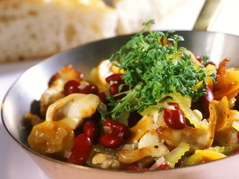 Gemüsepfanne mit Putenstreifen