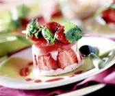 Joghurtcreme mit Erdbeeren