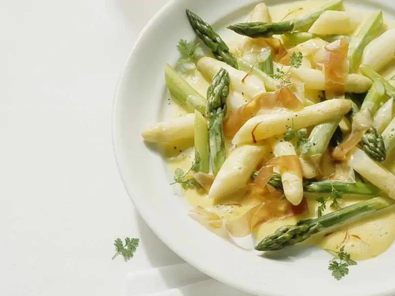 Spargelragout