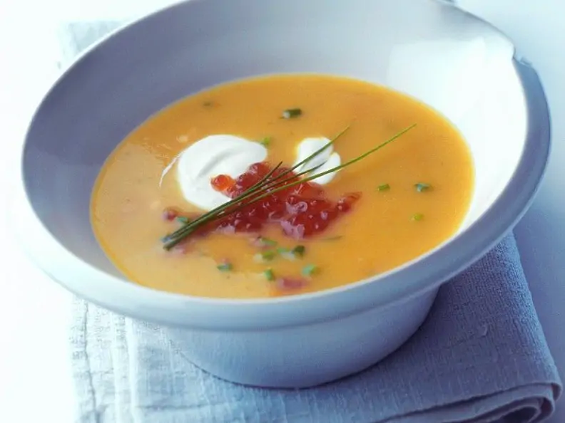 Kartoffelsuppe mit Kaviar