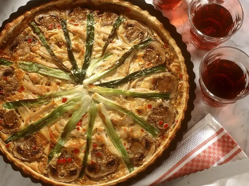 Champignon-Quiche mit Blätterteig