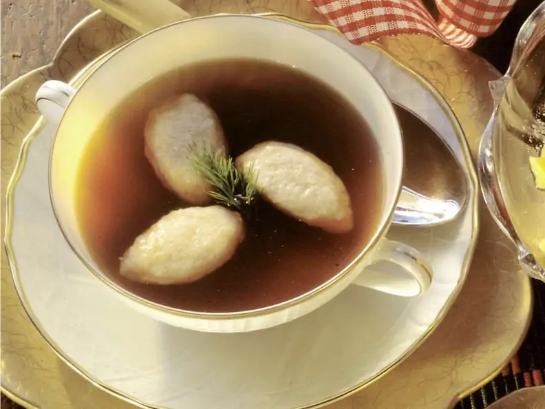 Tomatensuppe mit Fischbällchen