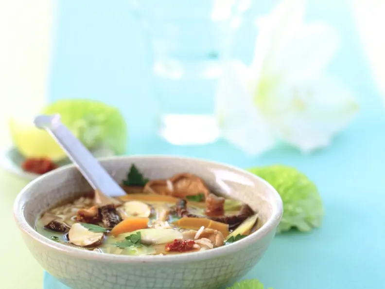 Reissuppe mit Pilzen