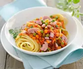 Linguine mit Thunfischragout und Erbsen