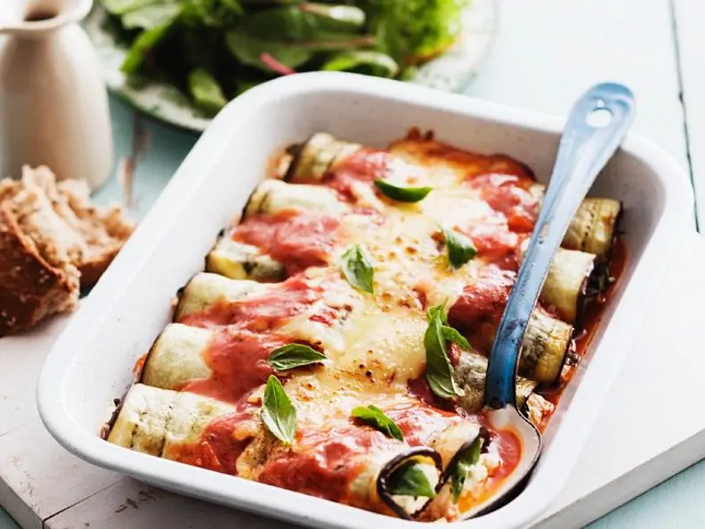 Auberginen-Cannelloni mit Basilikum