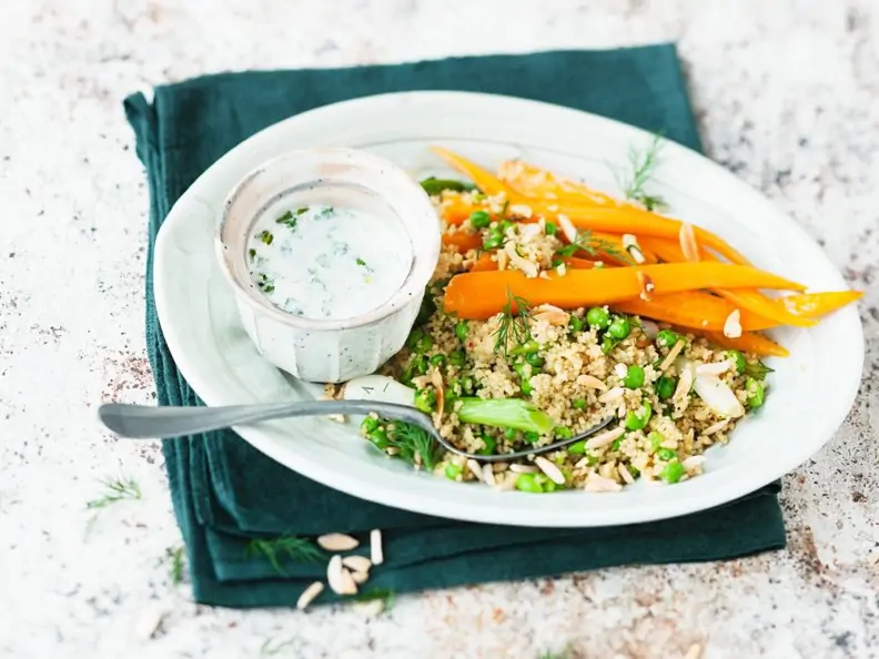 Couscous mit Erbsen und Möhren