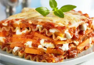 Süßkartoffel-Lasagne mit Feta 